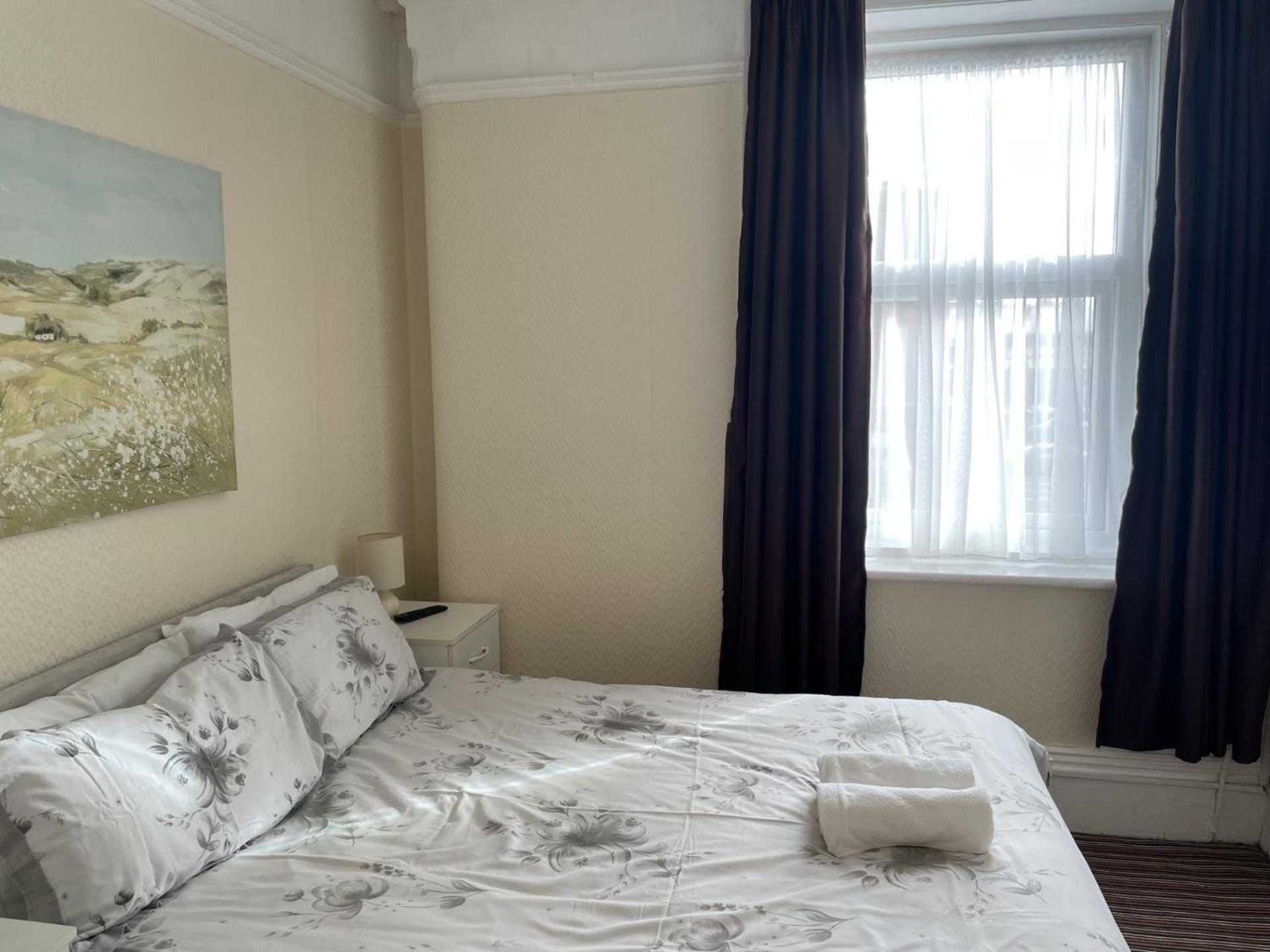 San Diego Guest House - Near Pleasure Beach Blackpool Extérieur photo